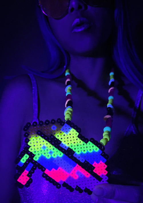 Disko Kiss Lips Rave Kandi Necklace