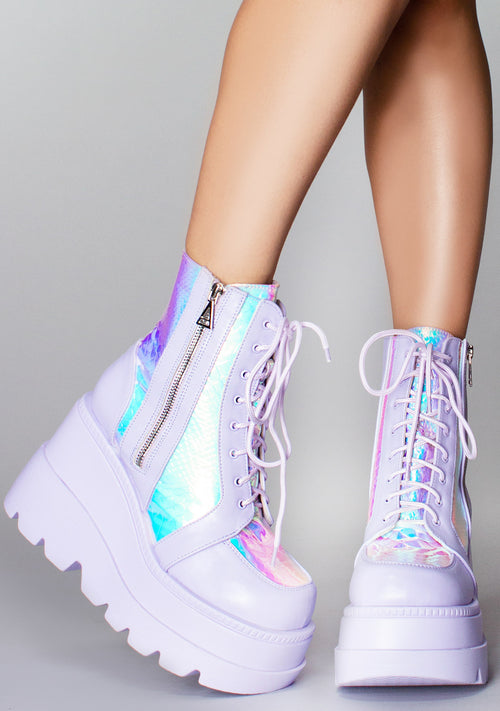 LASR Fairy Kiss Platform Boots in Lavender