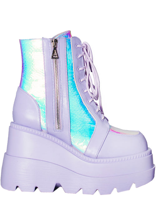 LASR Fairy Kiss Platform Boots in Lavender