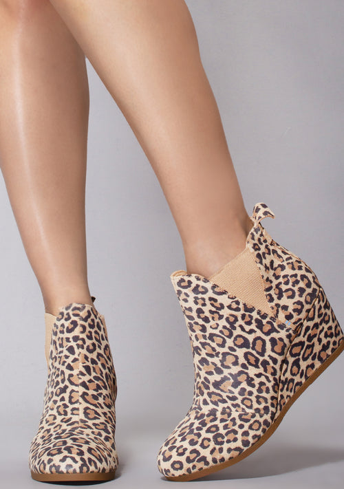 Kelsey Suede Boot in Leopard
